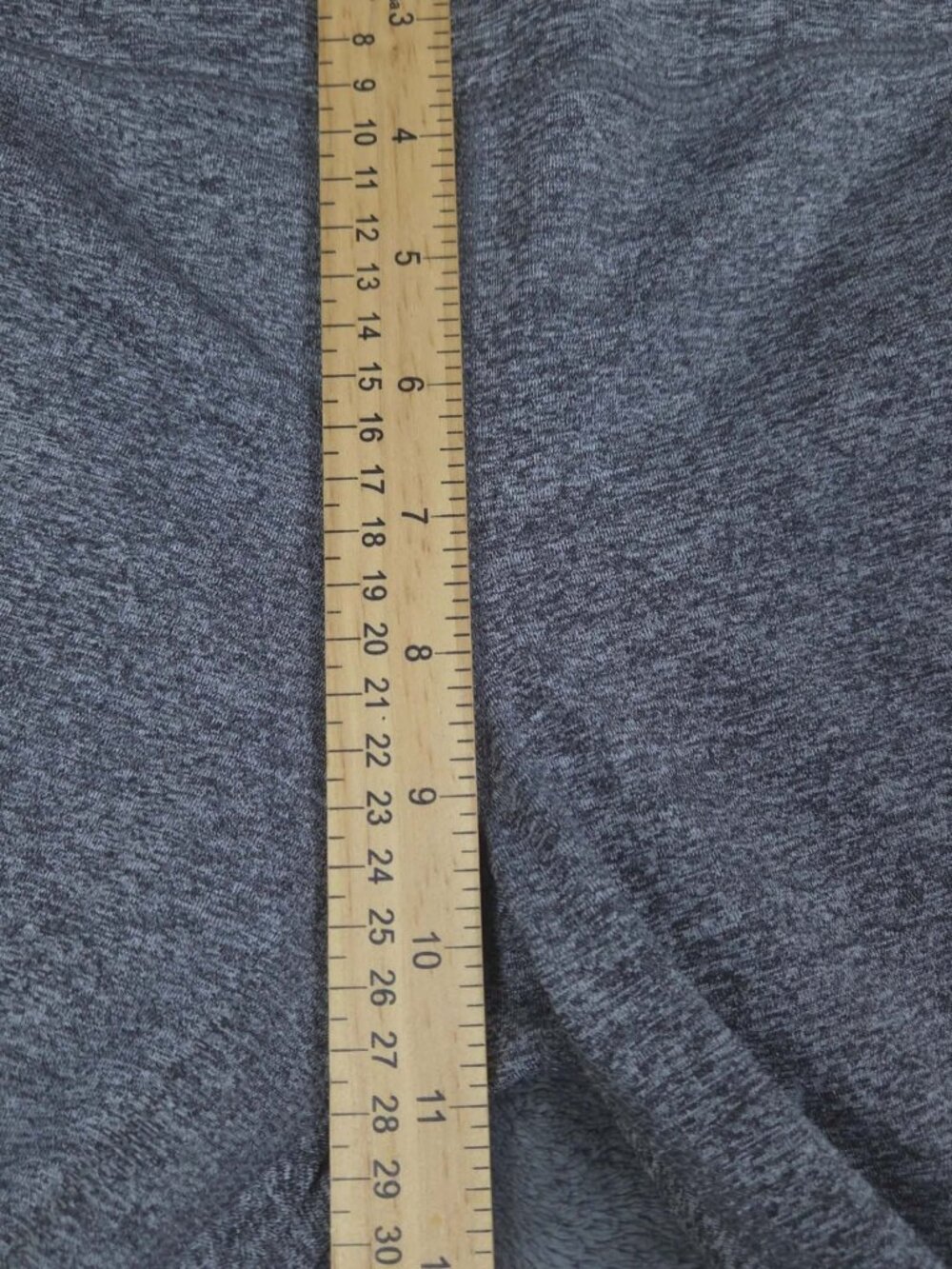 Avia Womens Gray Cropped Leggings Small Capri Yoga Pants Activewear Mid Rise - Picture 7 of 7